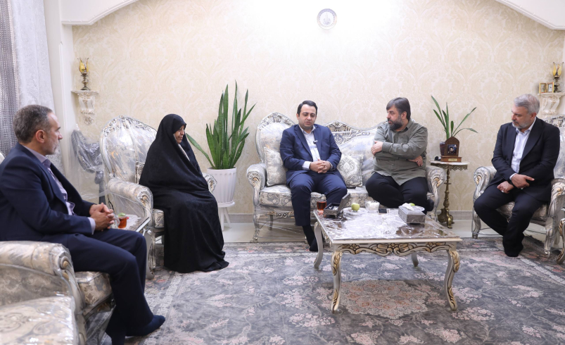 بانک صادرات ایران با تقدیم 96 شهید نماد ایستادگی در کنار مردم است