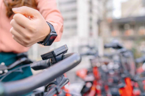 انقلاب خاموش: وقتی اشیا با هم حرف می‌زنند؛ فرصت‌های طلایی کسب‌وکار در عصر اینترنت