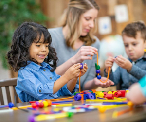 عزت نفس در کودکان: اهمیت، عوامل مؤثر و راهکارهای تقویت