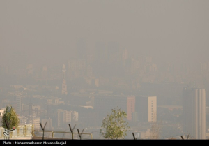 آلودگی هوای تهران به مرز هشدار بنفش نزدیک شد.