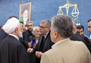 بازاریان  به برخی مسائل معترض هستند